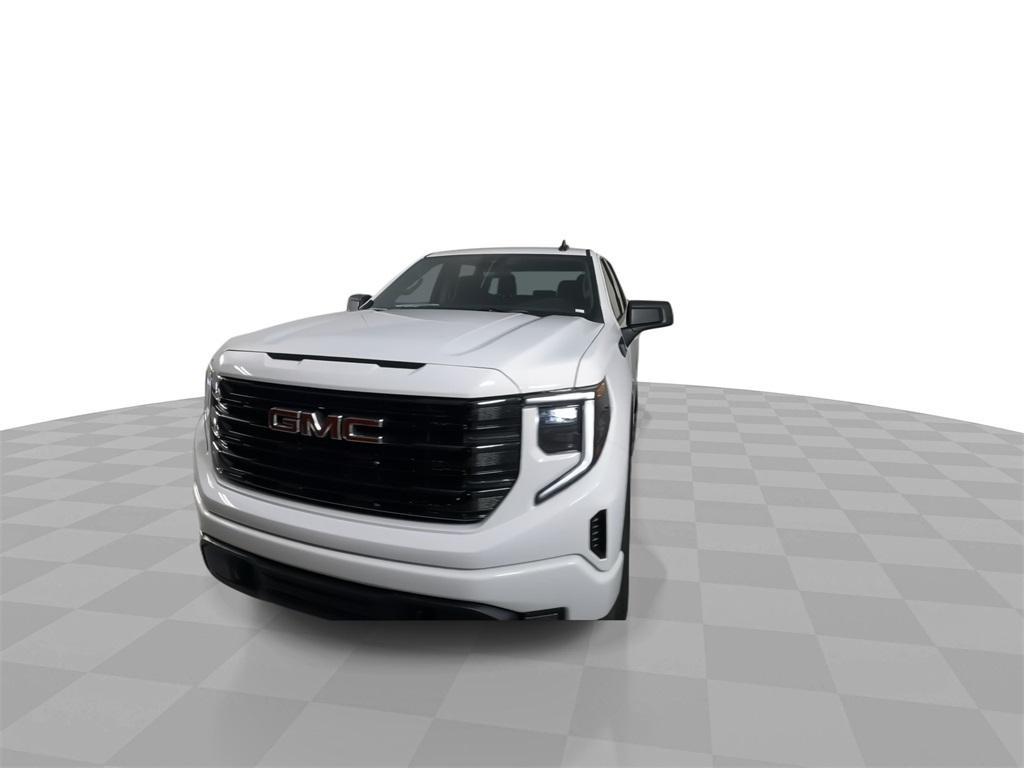 new 2025 GMC Sierra 1500 car, priced at $57,530