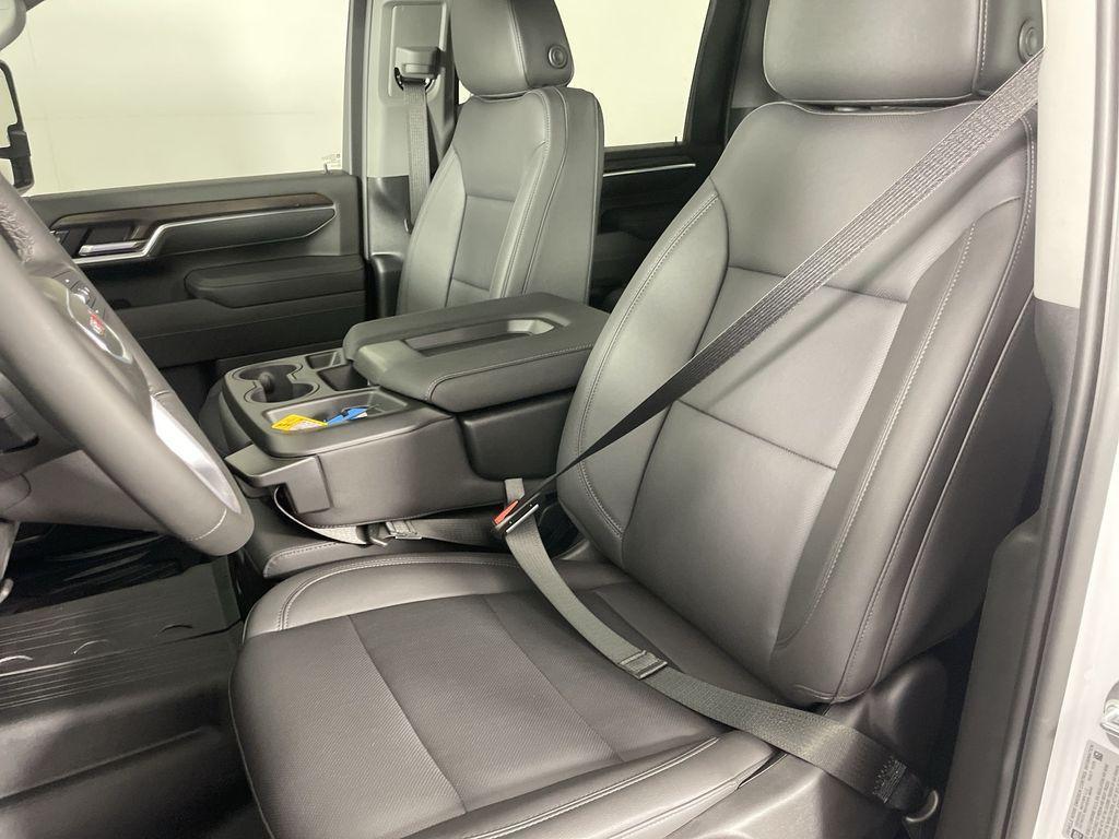 used 2025 GMC Sierra 2500 car, priced at $79,999