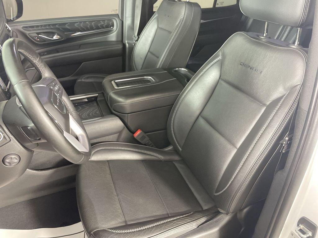 used 2023 GMC Yukon car, priced at $62,859