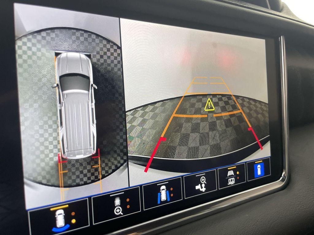 used 2023 GMC Yukon car, priced at $62,859