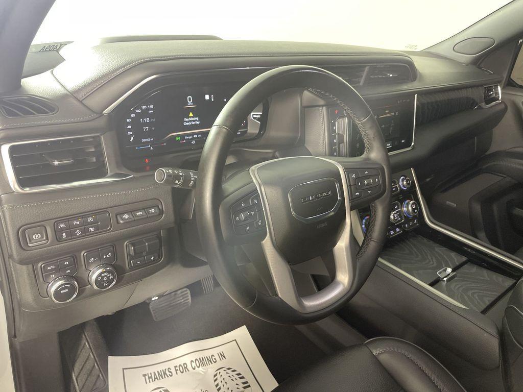 used 2023 GMC Yukon car, priced at $62,859