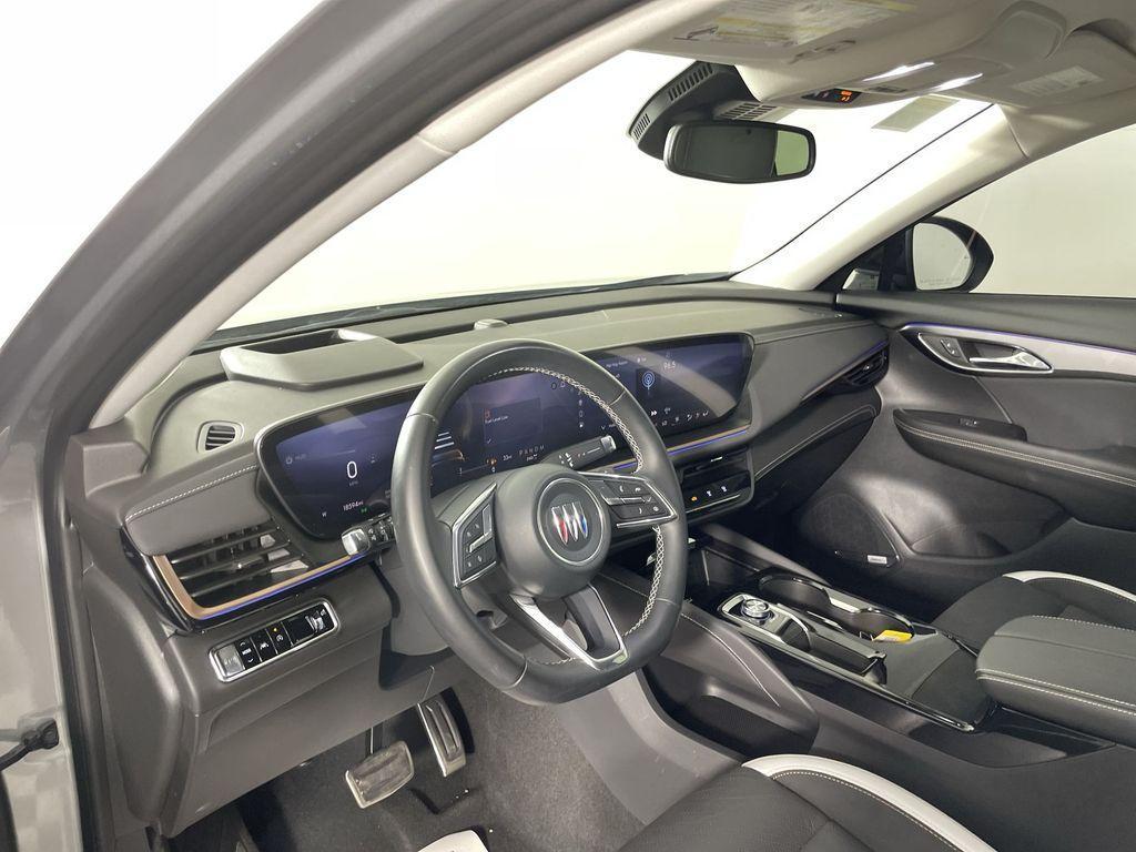 used 2025 Buick Envision car, priced at $34,425