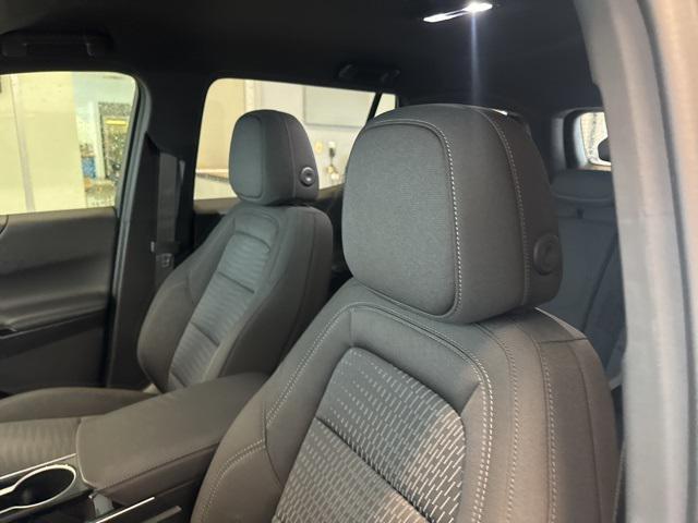 new 2025 Chevrolet Equinox car, priced at $30,138