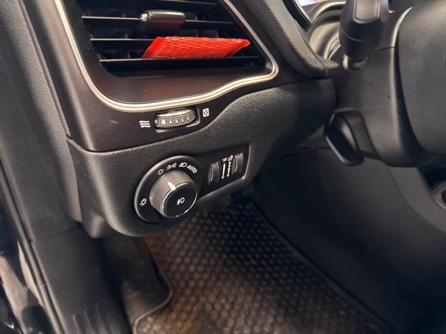 used 2020 Jeep Cherokee car, priced at $23,980