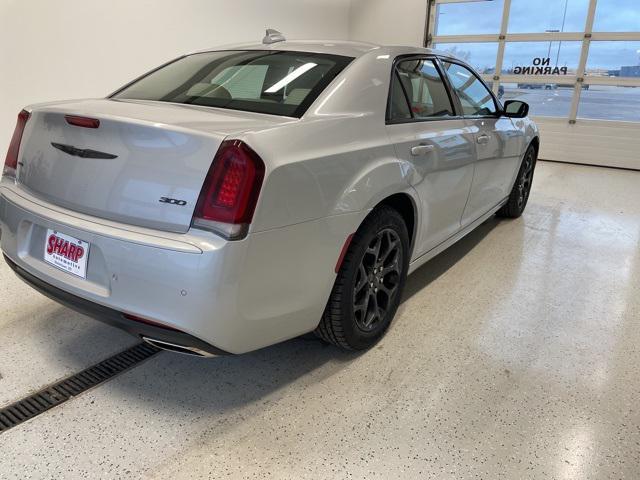 used 2022 Chrysler 300 car, priced at $26,889