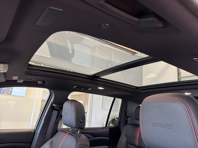 used 2024 Chevrolet Traverse car, priced at $50,990