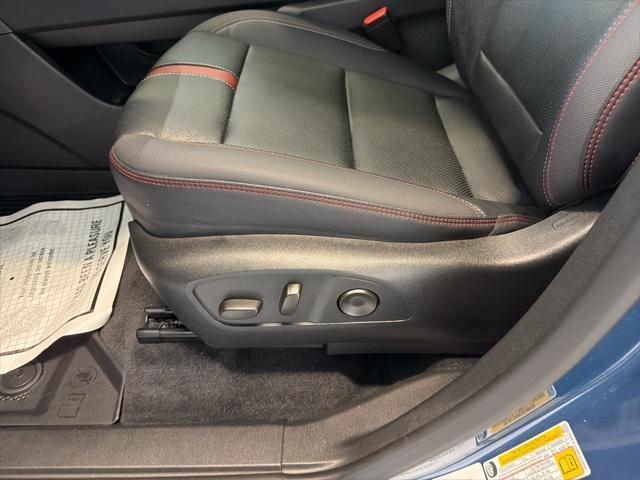 used 2024 Chevrolet Traverse car, priced at $50,990