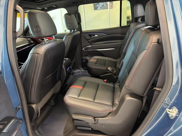 used 2024 Chevrolet Traverse car, priced at $50,990
