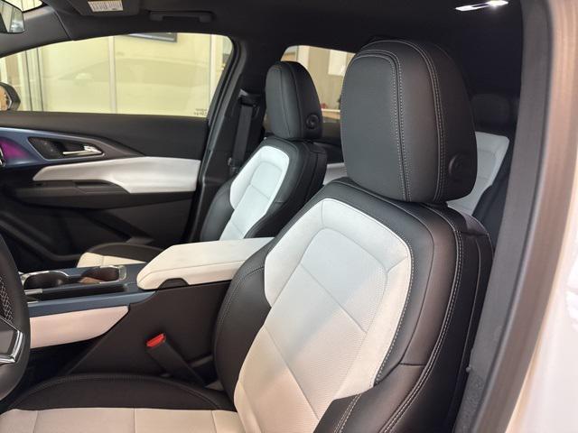 new 2025 Chevrolet Equinox EV car, priced at $46,883