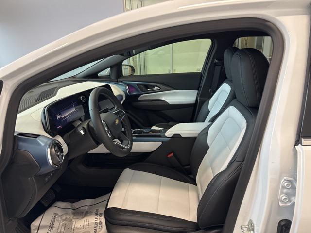 new 2025 Chevrolet Equinox EV car, priced at $46,883