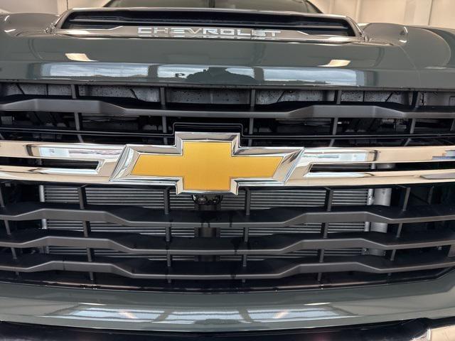 new 2025 Chevrolet Silverado 3500 car, priced at $66,037