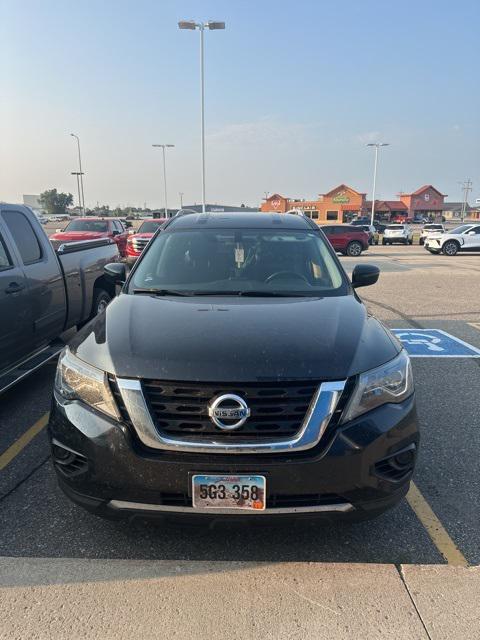 used 2019 Nissan Pathfinder car, priced at $13,622