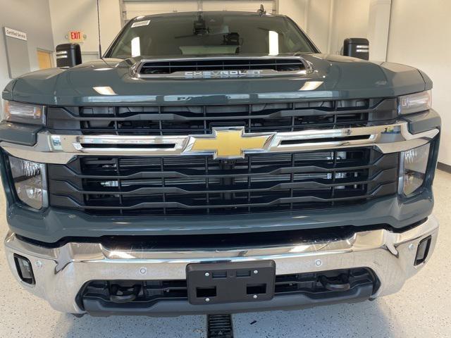 new 2025 Chevrolet Silverado 3500 car, priced at $71,095