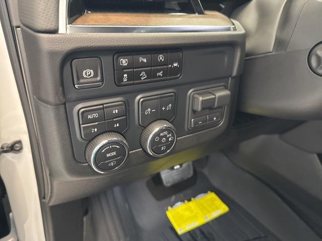 new 2025 Chevrolet Suburban car, priced at $92,434