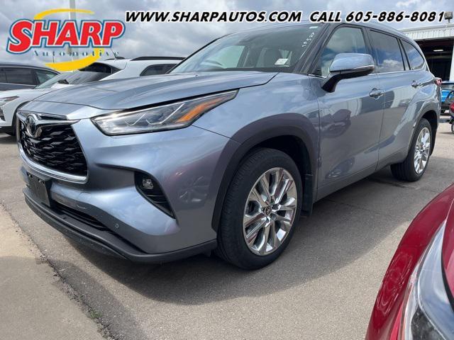 used 2021 Toyota Highlander car, priced at $38,780