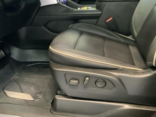 used 2023 GMC Yukon car, priced at $63,608