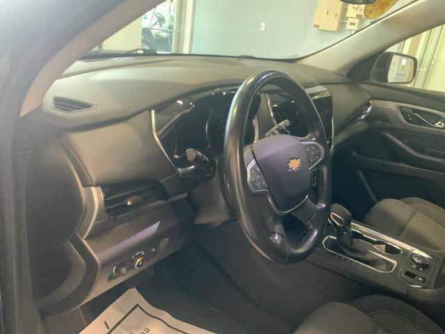 used 2021 Chevrolet Traverse car, priced at $24,870