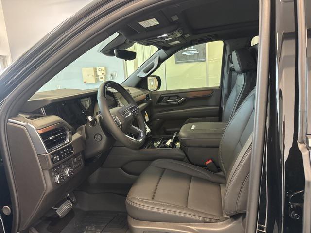 new 2025 GMC Yukon XL car, priced at $97,472