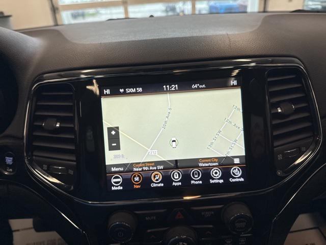 used 2021 Jeep Grand Cherokee car, priced at $28,719