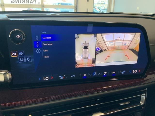 used 2025 Chevrolet Traverse car, priced at $47,702