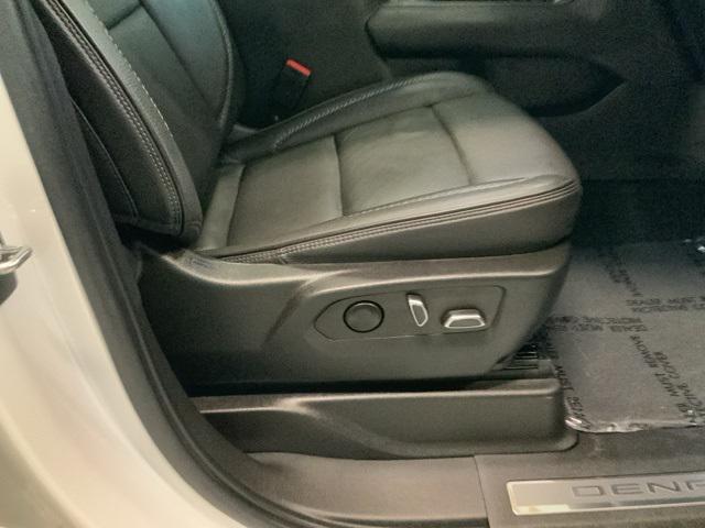 used 2022 GMC Yukon car, priced at $62,740