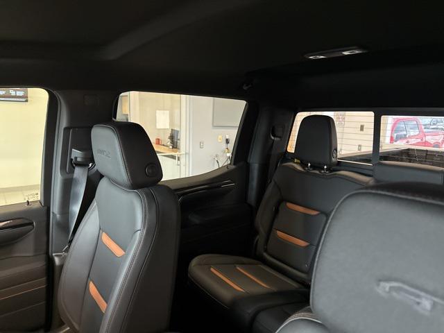new 2025 GMC Sierra 1500 car, priced at $70,912