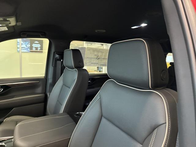 new 2025 Chevrolet Suburban car, priced at $86,014