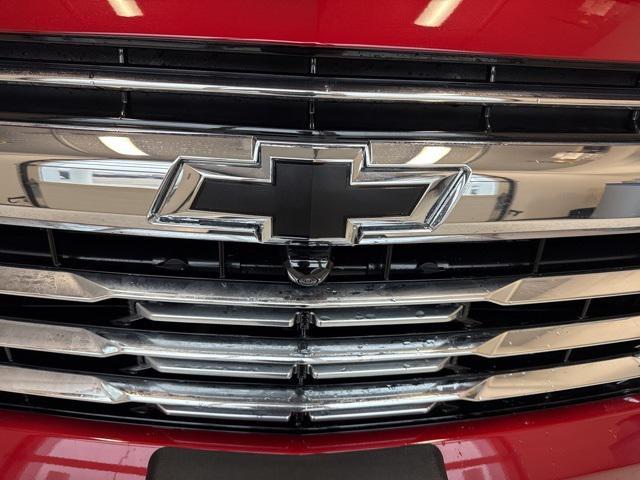 new 2025 Chevrolet Suburban car, priced at $86,014