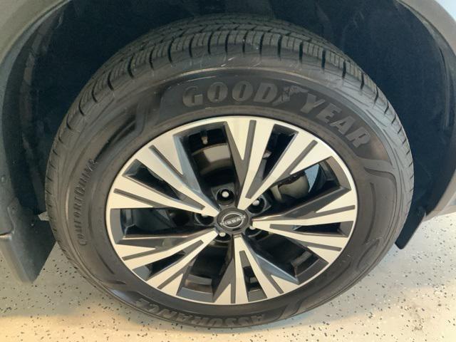 used 2023 Nissan Rogue car, priced at $24,918