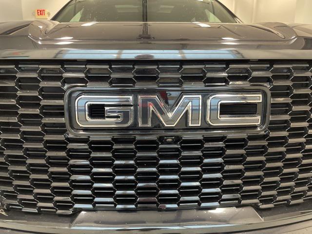 used 2023 GMC Yukon car, priced at $85,880