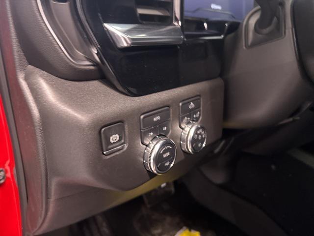 new 2025 GMC Sierra 1500 car, priced at $51,997