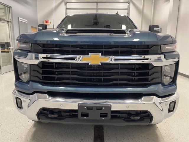 new 2025 Chevrolet Silverado 3500 car, priced at $64,210