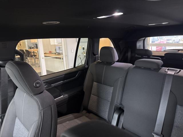 new 2025 GMC Acadia car, priced at $47,598