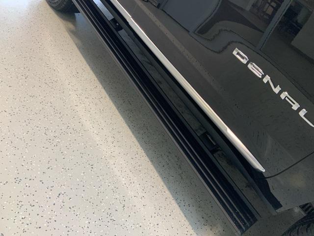 used 2024 GMC Yukon car, priced at $79,928