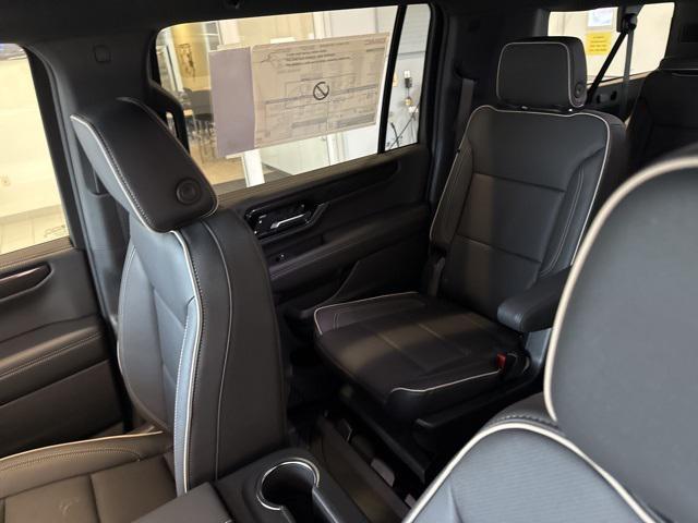 new 2025 GMC Yukon XL car, priced at $76,598