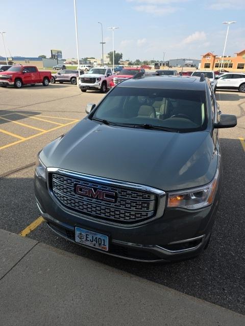 used 2018 GMC Acadia car, priced at $21,998