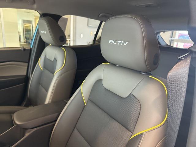 new 2025 Chevrolet Trax car, priced at $27,325