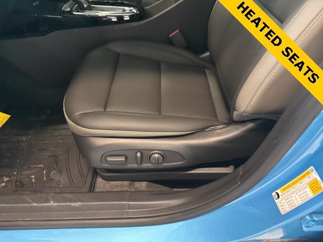new 2025 Chevrolet Trax car, priced at $27,325
