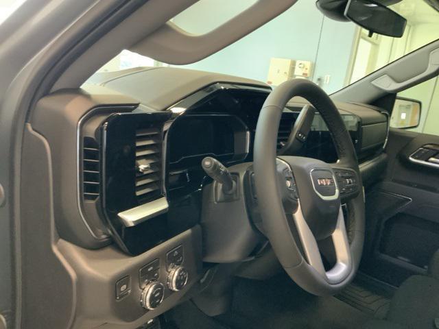 new 2025 GMC Sierra 1500 car, priced at $53,355