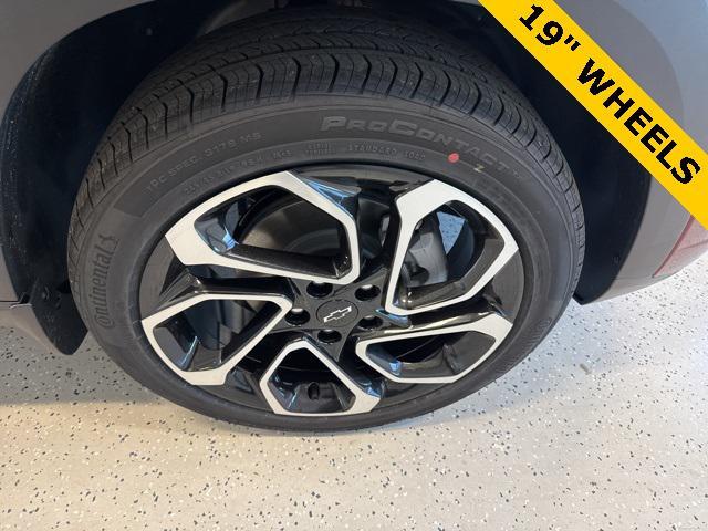 new 2025 Chevrolet Trax car, priced at $28,039