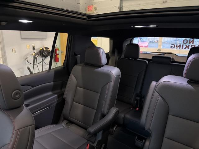 used 2024 Chevrolet Traverse car, priced at $44,990