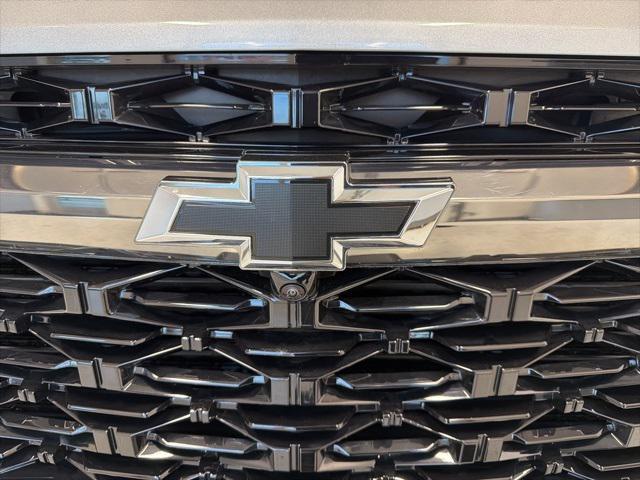 used 2024 Chevrolet Traverse car, priced at $44,990