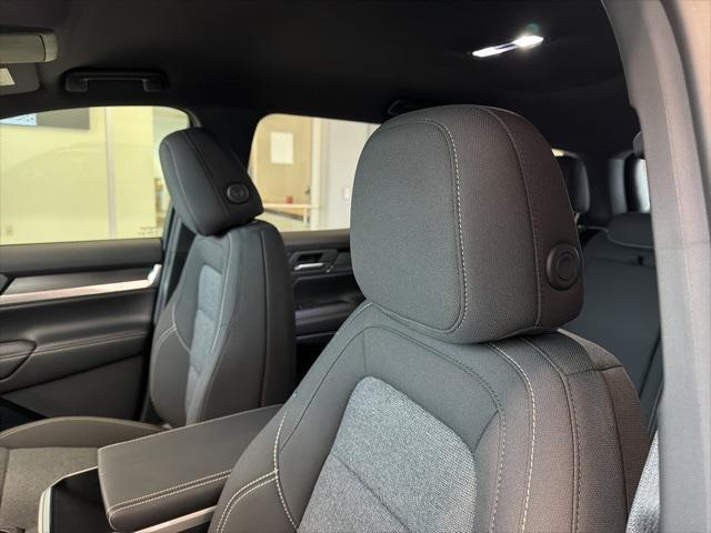 new 2026 GMC Terrain car, priced at $35,636