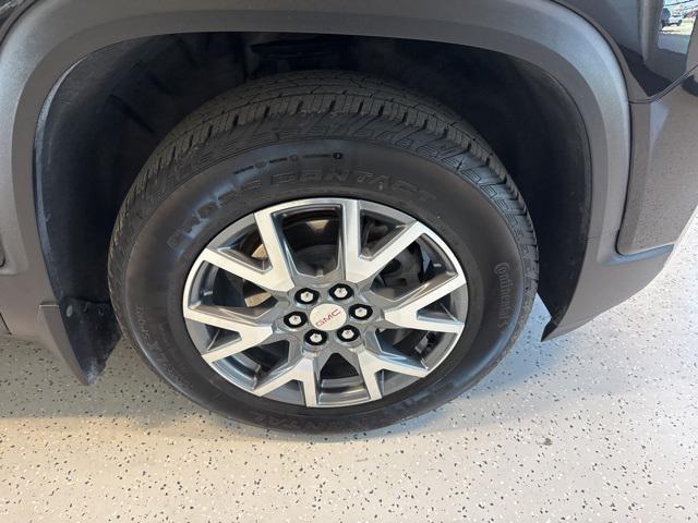 used 2023 GMC Acadia car, priced at $32,998