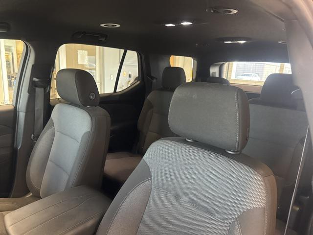 used 2023 Chevrolet Traverse car, priced at $31,870
