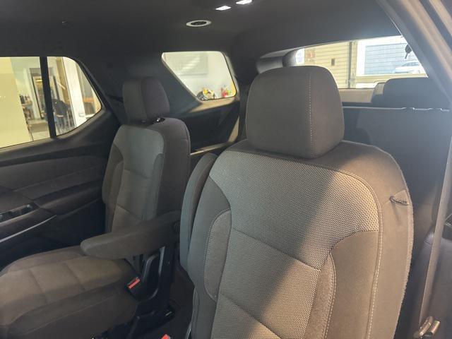 used 2023 Chevrolet Traverse car, priced at $31,870