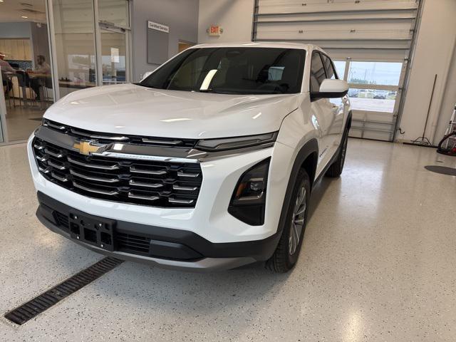new 2026 Chevrolet Equinox car, priced at $701