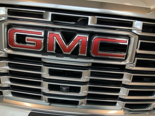 used 2025 GMC Yukon XL car, priced at $92,998
