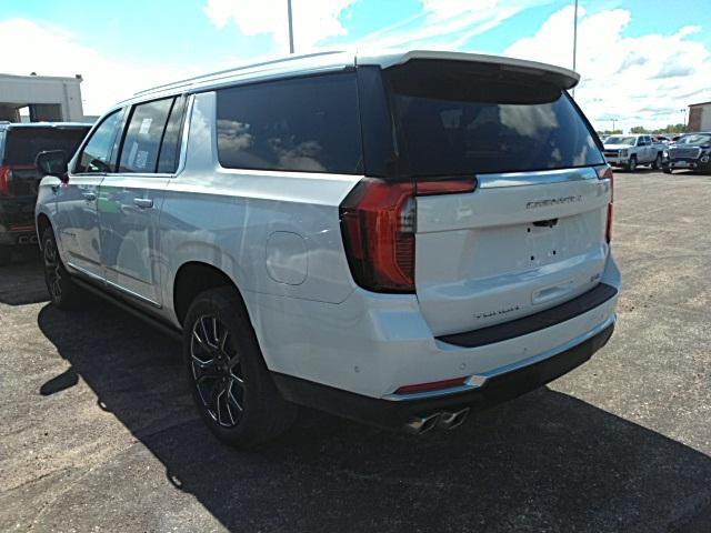 used 2025 GMC Yukon XL car, priced at $93,612