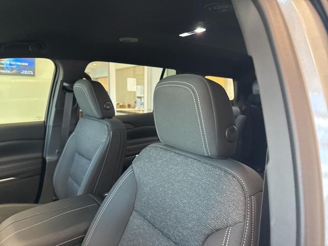 new 2025 Chevrolet Traverse car, priced at $44,886